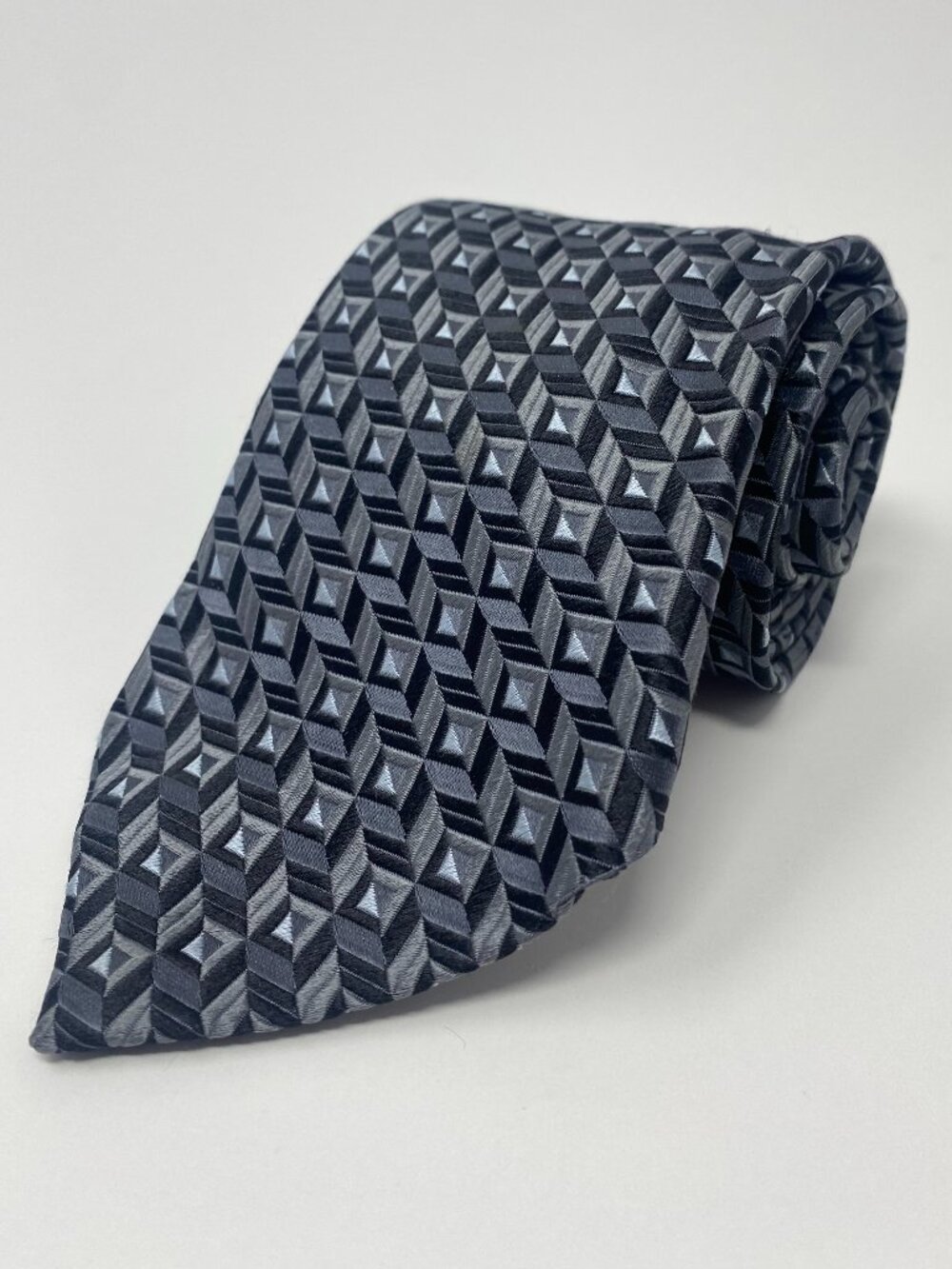 Ermenegildo Zegna Tie Black Silver Geometric Cubes Jacquard Silk Italy Necktie